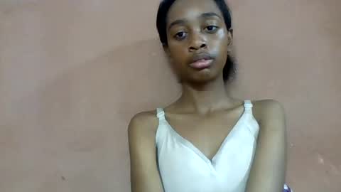 Snapshot of angeline221173 chatting on 07.22.26 angeline221173 online show from 07.22.26