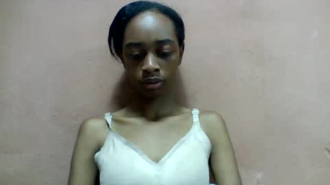 Snapshot of angeline221173 chatting on 07.23.26 angeline221173 online show from 07.23.26