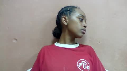 Snapshot of angeline221173 chatting on 07.30.26 angeline221173 online show from 07.30.26
