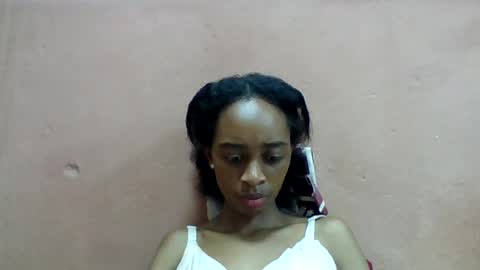 Snapshot of angeline221173 chatting on 08.06.26 angeline221173 online show from 08.06.26