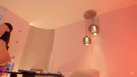 Snapshot of angeline777 chatting on 09.12.25 Angeline online show from 09.12.25