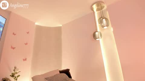 Snapshot of angeline777 chatting on 10.08.25 Angeline online show from 10.08.25