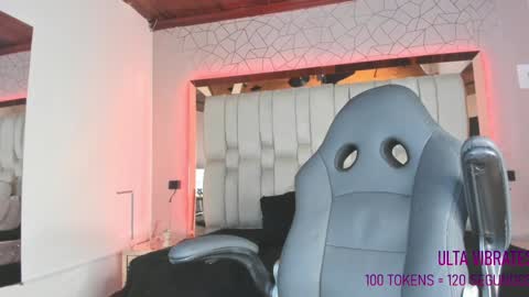 Angeline Heet online show from 12.11.24