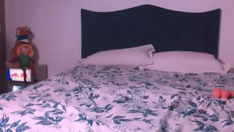 Angelinhaa  online show from 02.06.26