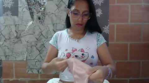 angela online show from 02.23.25