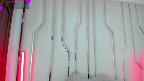 A F R O D I T A online show from 07.04.26