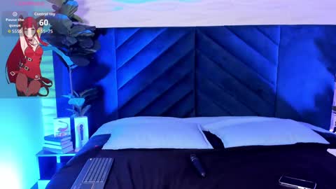 Snapshot of angell__dustt chatting on 10.15.25 Angell Dust online show from 10.15.25