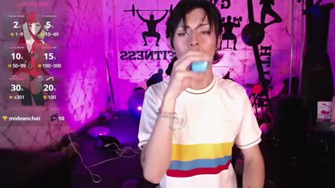 Snapshot of angell__dustt chatting on 10.28.25 Angell Dust online show from 10.28.25