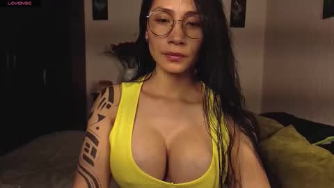  ANGELA ISABELLA  online show from 03.10.26