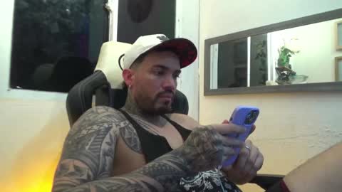 angellatino0 online show from 01.31.25