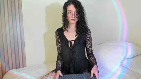 Snapshot of angellike_doll chatting on 05.28.26 Angellike online show from 05.28.26