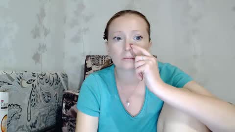 Snapshot of angellllsexy chatting on 09.14.25 Galina online show from 09.14.25