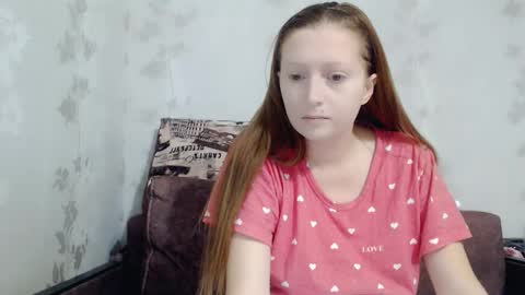 Snapshot of angellllsexy chatting on 11.12.25 Galina online show from 11.12.25