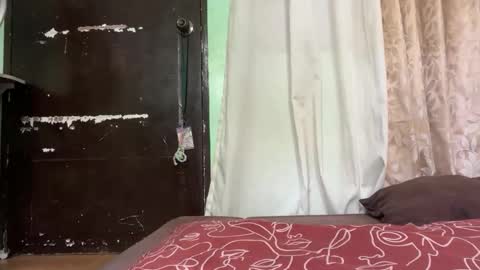 Snapshot of angellovesu14 chatting on 04.06.26 angellovesu14 online show from 04.06.26