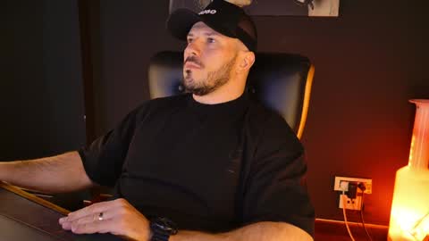 Snapshot of angeloeric chatting on 04.30.26 BlackWolf online show from 04.30.26