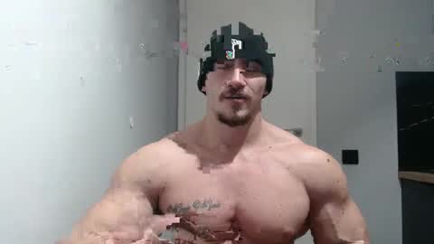  ------- SEX SHOW WITH GUYS AND GIRLS  MUSCLE SHOW online show from 01.06.25