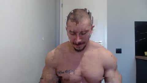  ------- SEX SHOW WITH GUYS AND GIRLS  MUSCLE SHOW online show from 01.09.25