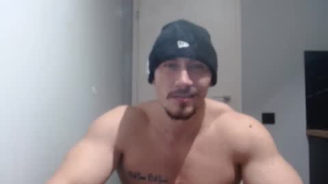  ------- SEX SHOW WITH GUYS AND GIRLS  MUSCLE SHOW online show from 02.10.25