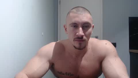  ------- SEX SHOW WITH GUYS AND GIRLS  MUSCLE SHOW online show from 02.16.25