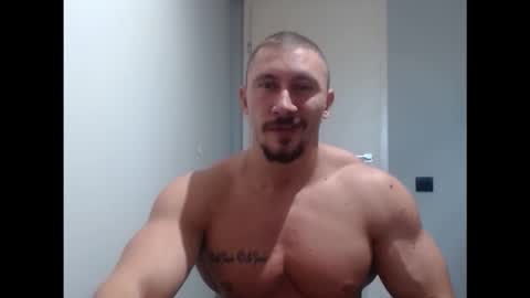  ------- SEX SHOW WITH GUYS AND GIRLS  MUSCLE SHOW online show from 10.14.25