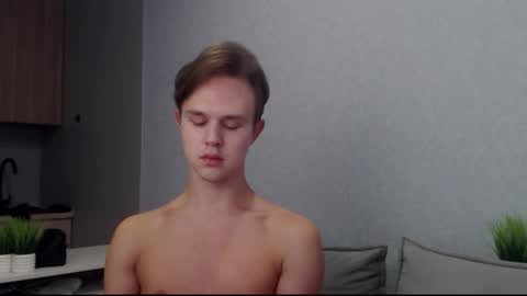 Angel online show from 10.03.25