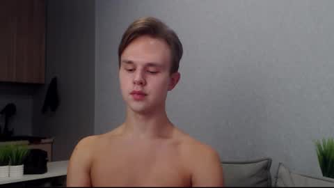 Angel online show from 10.09.25