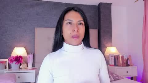 Snapshot of angels_one chatting on 10.04.25 Angela online show from 10.04.25