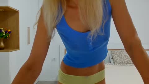 Alesia online show from 12.28.24