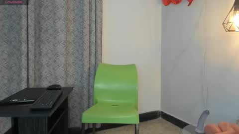 Snapshot of angelswets chatting on 02.22.25 ANGIE online show from 02.22.25