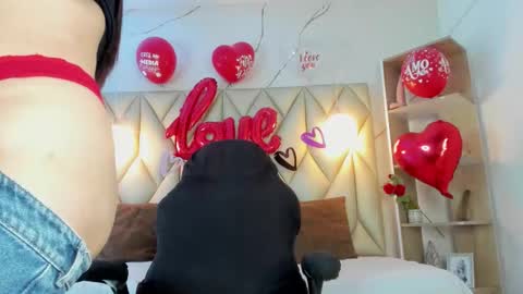 Snapshot of angelswets chatting on 02.14.26 ANGIE online show from 02.14.26