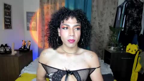 Snapshot of angelwhitte chatting on 04.29.26 angelwhitte online show from 04.29.26