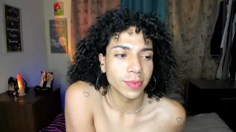Snapshot of angelwhitte chatting on 05.12.26 angelwhitte online show from 05.12.26