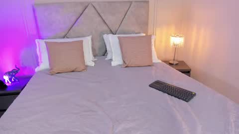 angely_perry online show from 11.06.25