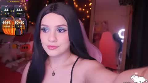 Angel online show from 11.10.25