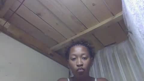 Snapshot of angevannessa chatting on 10.12.25 ange online show from 10.12.25