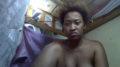 Snapshot of angevannessa chatting on 11.13.25 ange online show from 11.13.25