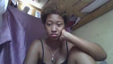 Snapshot of angevannessa chatting on 11.16.25 ange online show from 11.16.25