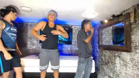 Snapshot of anghelytos chatting on 11.04.25 anghelytos online show from 11.04.25