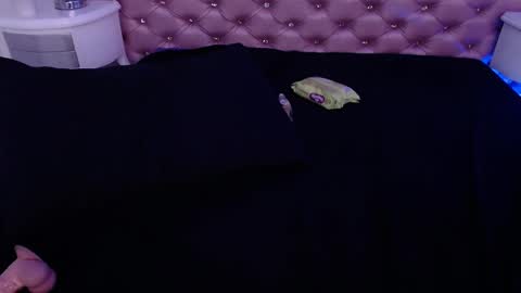 Angie online show from 02.15.25