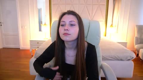 Snapshot of angieshyy chatting on 05.01.26 Anny online show from 05.01.26