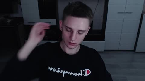 Snapshot of angryzan chatting on 10.14.25 vodka online show from 10.14.25