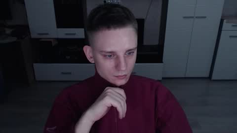 Snapshot of angryzan chatting on 10.21.25 vodka online show from 10.21.25