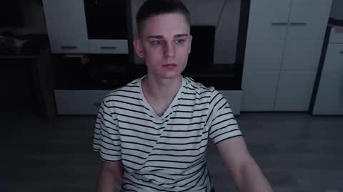 Snapshot of angryzan chatting on 10.24.25 vodka online show from 10.24.25