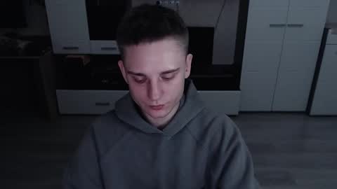 Snapshot of angryzan chatting on 10.28.25 vodka online show from 10.28.25