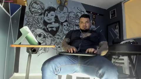 Snapshot of angus_6 chatting on 09.16.25 angus_6 online show from 09.16.25