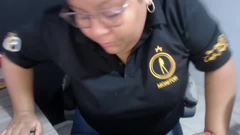 Snapshot of angy_ro12 chatting on 04.27.26 angy online show from 04.27.26