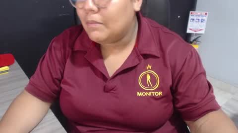 Snapshot of angy_ro12 chatting on 06.30.26 angy online show from 06.30.26