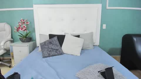 Snapshot of ania_gomez chatting on 02.02.26 Ania online show from 02.02.26