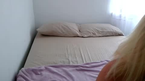 Ania online show from 10.20.25