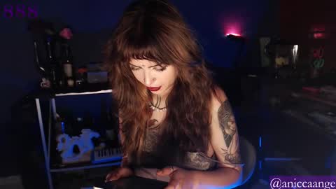 Snapshot of aniccangel chatting on 09.26.25 Nicca OF Aniccaangel online show from 09.26.25